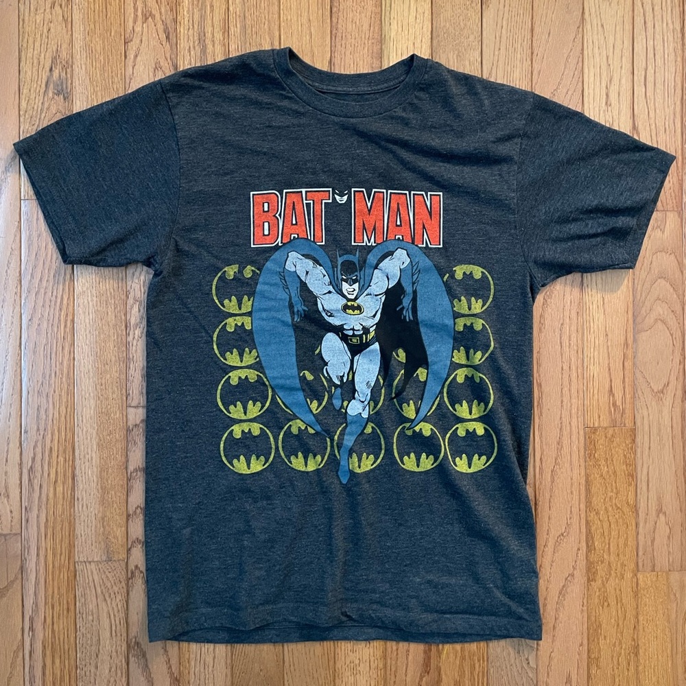 DC Comics Batman Graphic Tee, Size S